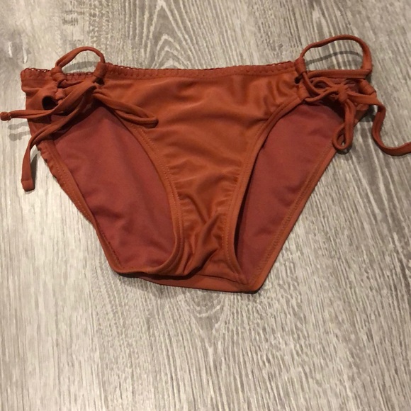 Target Bikini - Picture 3 of 5